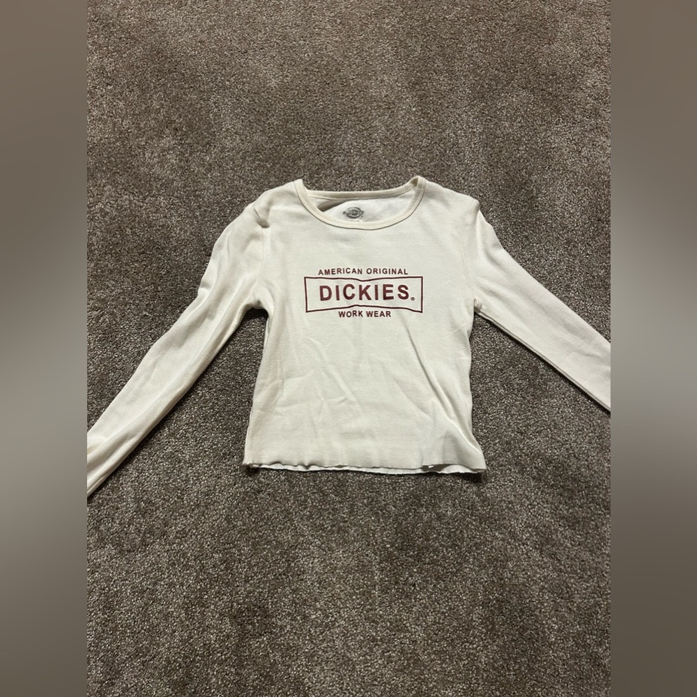 Long sleeved, cropped Dickies shirt.